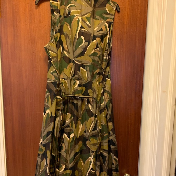 Women Dress w belted waist - Picture 6 of 9